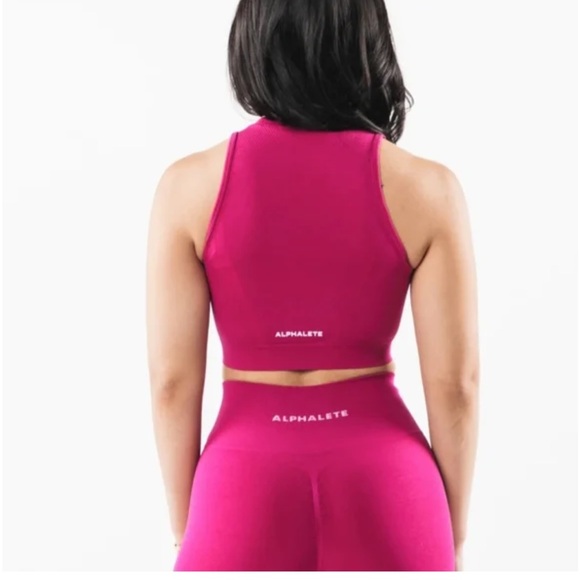 Alphalete Magenta Stratus Crop - Picture 2 of 5